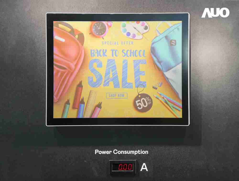 MG电玩展示胆固醇液晶超低耗能户外全彩显示器，，，，ChLC（胆固醇液晶）以双稳态技术使静态显示零功耗，，具省电、、、、高彩度、、、、环保的特性，，，还整合软硬件系统解决方案，，，可透过单一云端平台管理